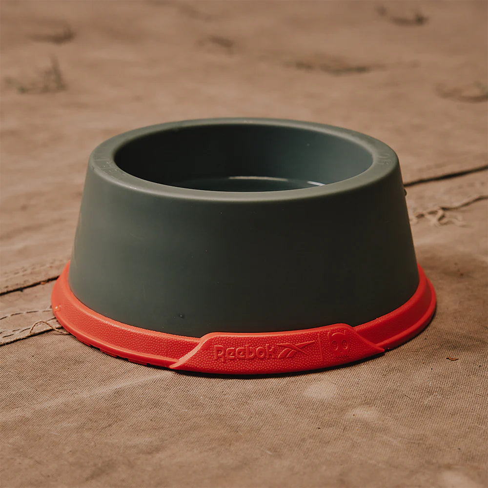 Bowl o comedero clásico Suede Reebok x Zee.Dog de ZEEDOG, naranja, gris