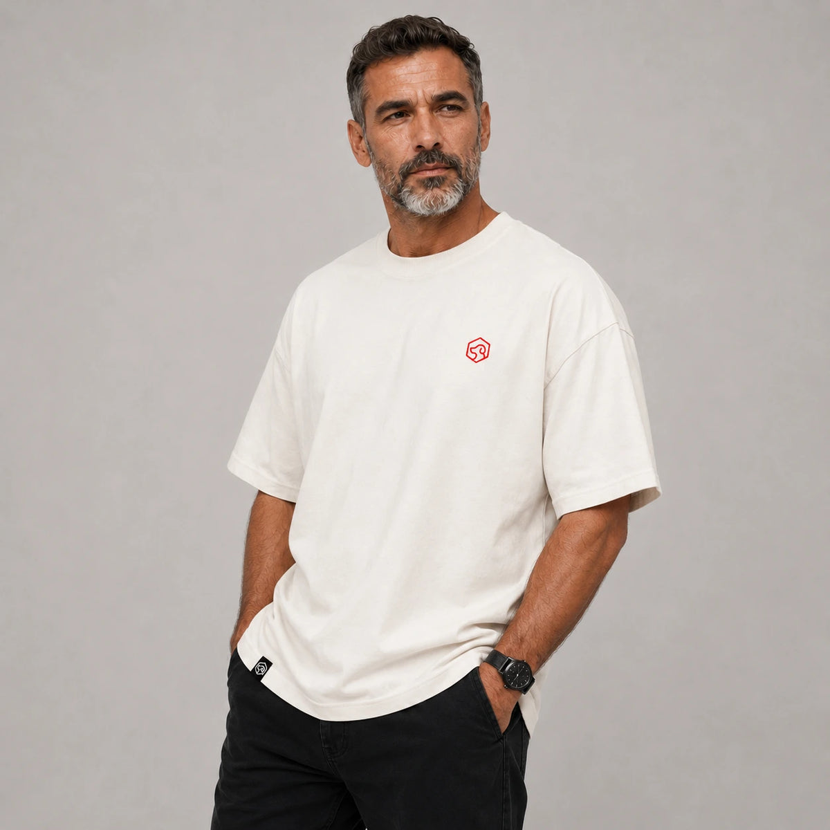 Camiseta básica Blanco hueso premium bordado - Oversize de RazasLovers, Blanco Hueso, Rojo, blanco, suave
