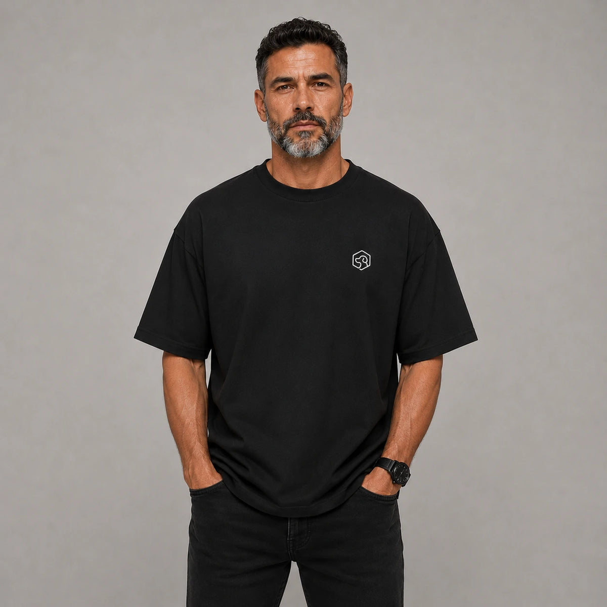 Camiseta básica negra premium bordado - Oversize de RazasLovers, Negra, Blanco, transpirable, suave