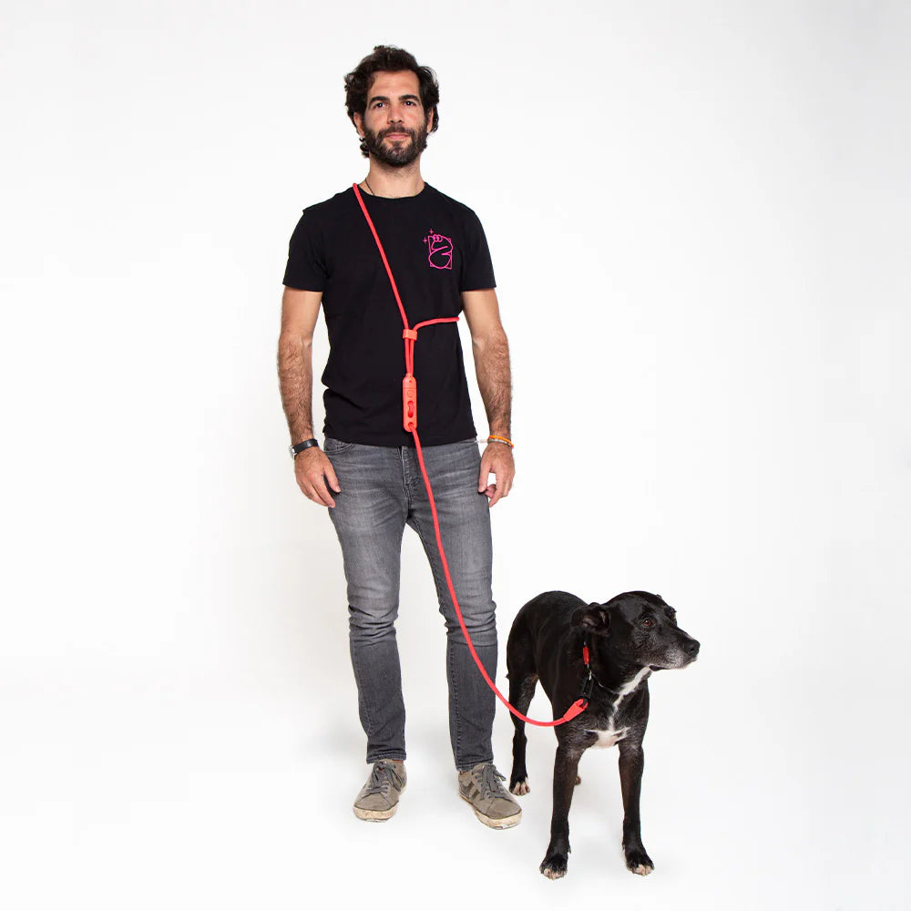 Correa manoslibres Neon Coral para perros de ZEEDOG, vista principal