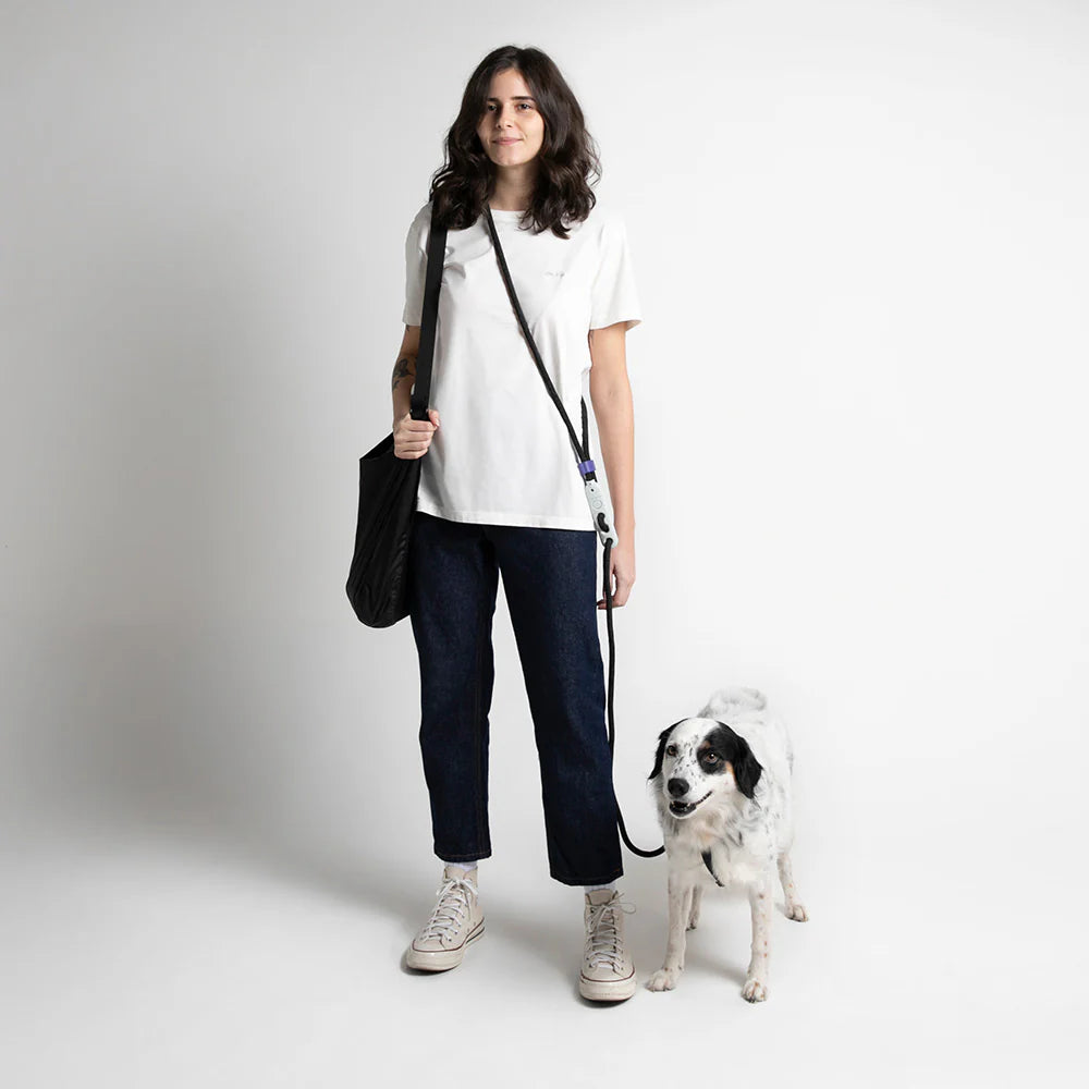 Correa manoslibres NOX para perros de RazasLovers, reflectante, ajustable, vista principal